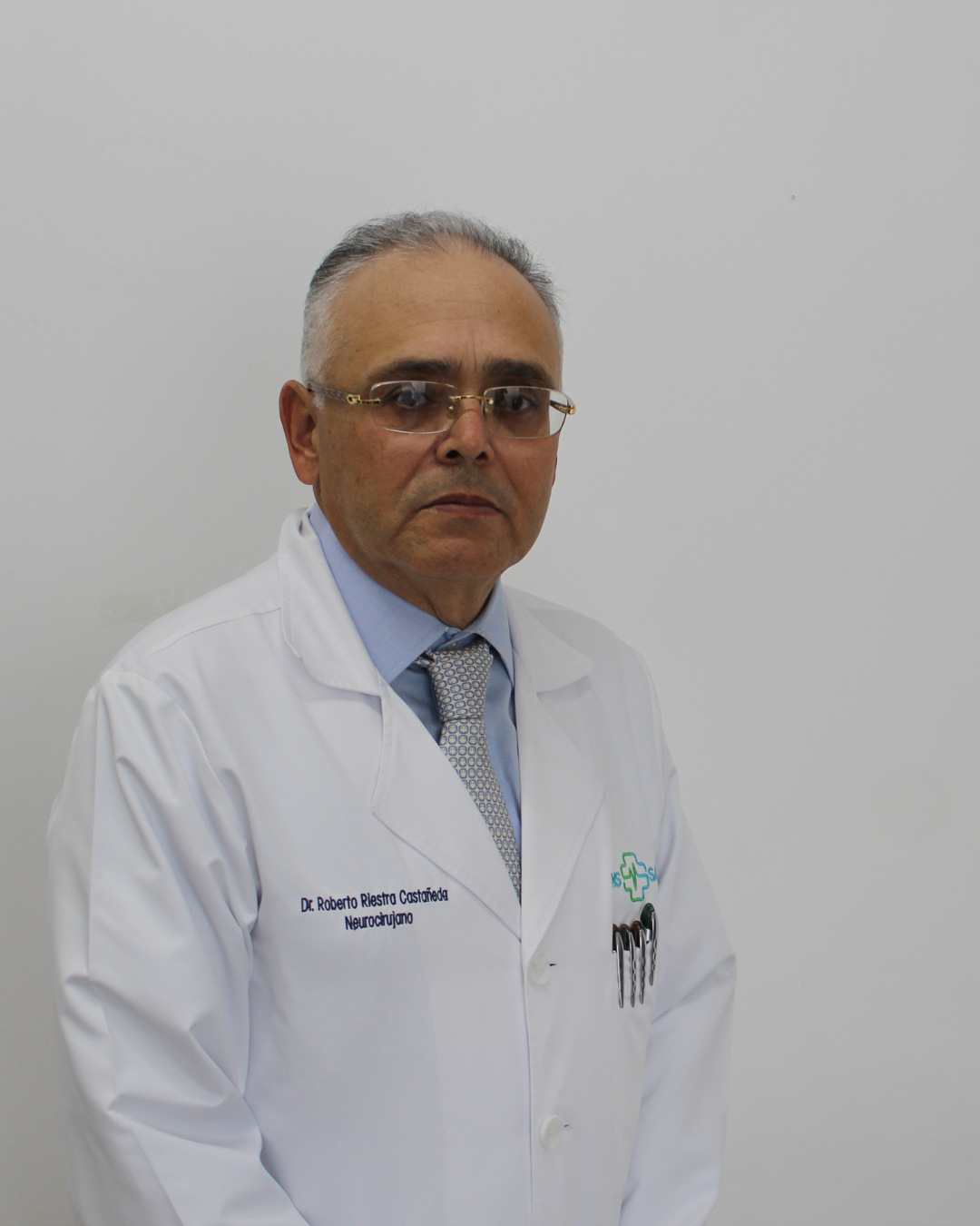 Dr Roberto Riestra hernia de disco