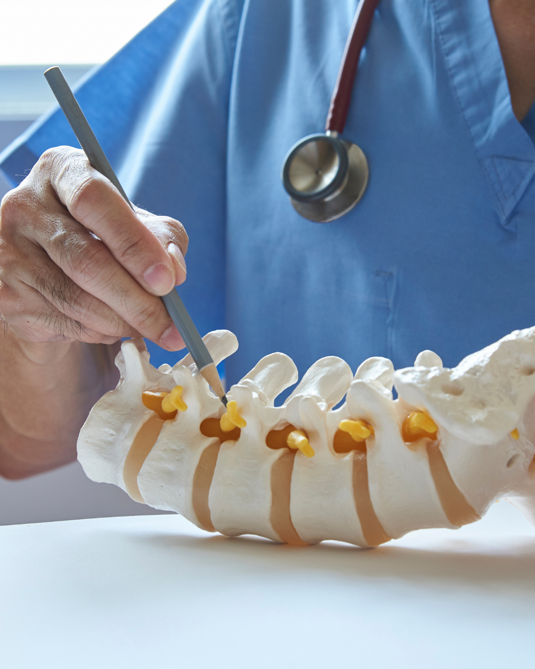 Cirugía de disco artificial